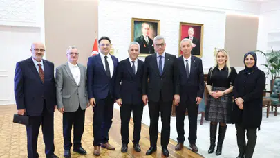 Hekimsen ve ALKON’dan Sağlık Bakanlığı’na Ziyaret: Hekimlik Meslek Kanunu ve Malpraktis süreçleri görüşüldü