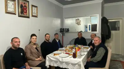 Ak Parti Bayburt İl Kadın Kolları’ndan Şehit Ailesine İftar Ziyareti