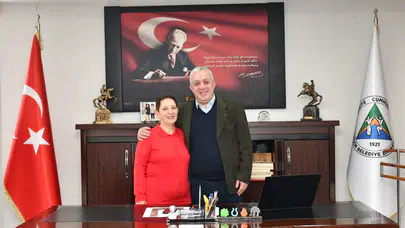 Artvin Belediyesi'nde 47 yıl hizmet eden Cihangül Yıldırım emekli oldu