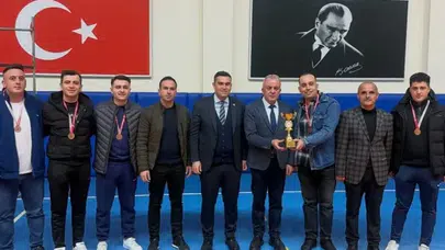 İkizdere’de Kurumlar Arası Voleybol Turnuvası Sona Erdi: Şampiyon ETHONE