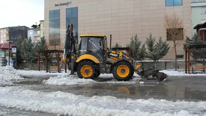 Bayburt Belediyesi’nden Kar ve Buzla Mücadele Çalışmaları