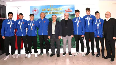 Genel Müdür Alim, Fransa'daki Rafting Dünya Şampiyonası sporcularını ödüllendirdi!