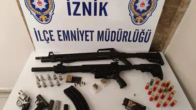 Bursa'da Koordineli Operasyon: 10 Farklı Noktada Silah ve Mühimmat Yakalandı!
