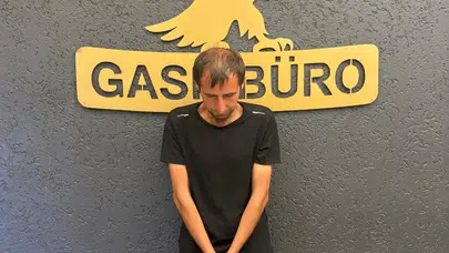 Ankara'da aracına zorla bindiği kadını bıçakla tehdit edip eşyalarını gasp etti