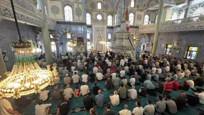 Rize'de 15 Temmuz Şehitleri İçin Kur'an Ziyafeti Düzenlendi! Şehitler Dualarla Anıldı