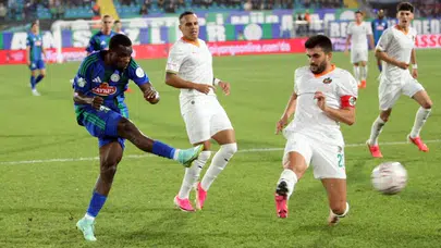Rizespor Evinde Alanyaspor’a Kaybetti