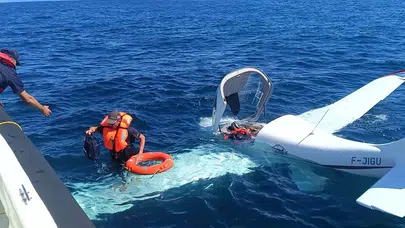 Denize Acil İniş Yapan Uçaktaki 2 Belçikalı Kurtarıldı