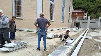 İkizdere Merkez Camii Çevre Düzenlemesiyle Yeni Görünümüne Kavuşuyor