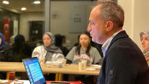 On Beşer On Eser Programı Kapsamında Anlamlı Kitap Tahlili Gerçekleştirildi