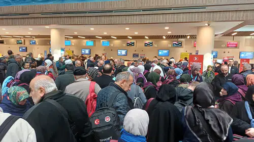 Özel Rize 1. Tur Umrecileri Dualarla Kutsal Topraklara Uğurlandı