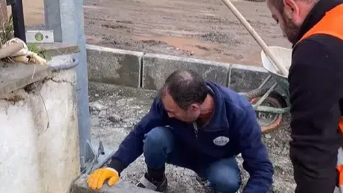 Hopa'da yol çalışmaları başladı, ulaşım güvenliği artacak!