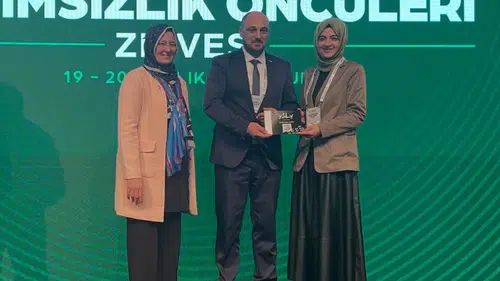 Rize Yeşilay İl Başkanlığı’na “En İyi Kampüs Modeli” Ödülü