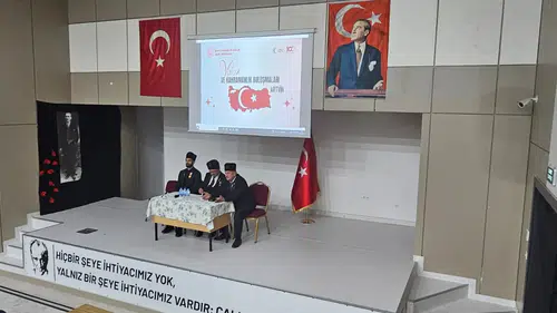 Gaziler ve Öğrenciler Vatan Buluşmasıyla Milli Değerleri Paylaştı