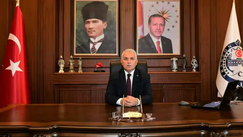 Trabzon Valisi Aziz Yıldırım’dan 10 Aralık Dünya İnsan Hakları Günü Mesajı