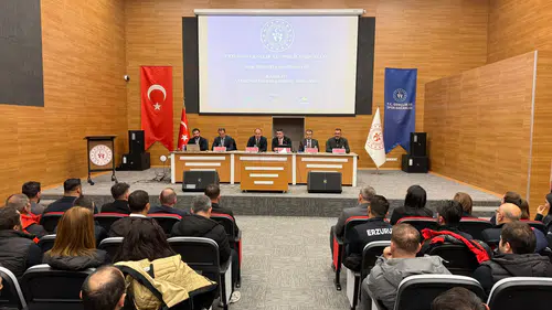 Erzurum’da Sporcu Eğitim Kamp Merkezi'nde Antrenör Değerlendirme Toplantısı yapıldı