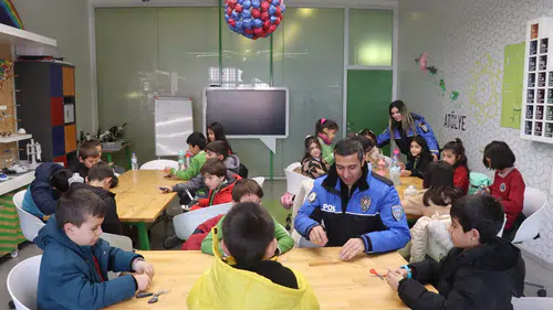 Erzurum'da Öğrencilere Bilim Dolu Gezi ile Gelecek Destekleniyor