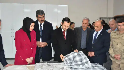 Aşkale'de kadın istihdamı için bilişim ve dikiş-nakış atölyeleri açıldı