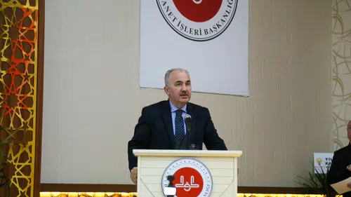 Rize’de Aday Din Görevlileri İçin 3. Dönem Mezuniyet Töreni Düzenlendi