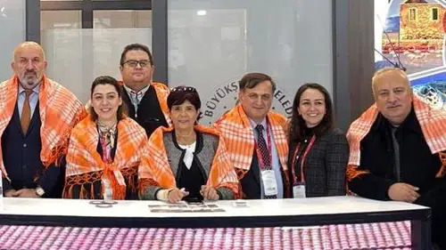 Rize Muhtarlar Federasyonu İzmir’de Turizm Tanıtımına Katkı Sağladı