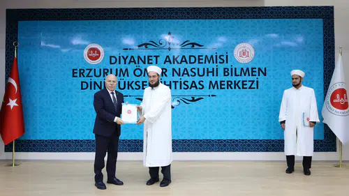 Aday Din Görevlileri Mezuniyet Programı Yoğun Katılımla Gerçekleşti