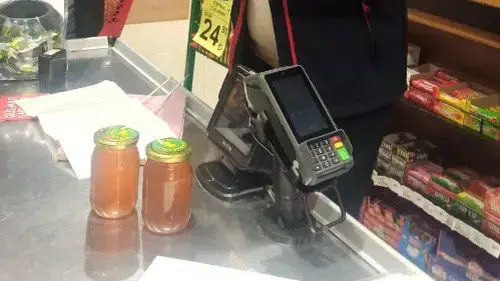 Trabzon'da Gıda Güvenilirliği Denetimleri ve Zehirlenme İhbarı İnceleniyor