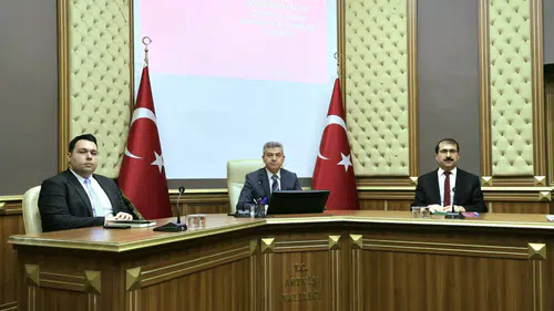 Artvin'de Okul Güvenliği Toplantısı: Eğitimde Huzur ve Güven İçin Tedbirler Alındı