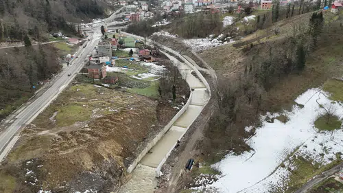 Trabzon'da Taşkın Kontrol Çalışmalarıyla Mahalleler Daha Güvenli Hale Geliyor