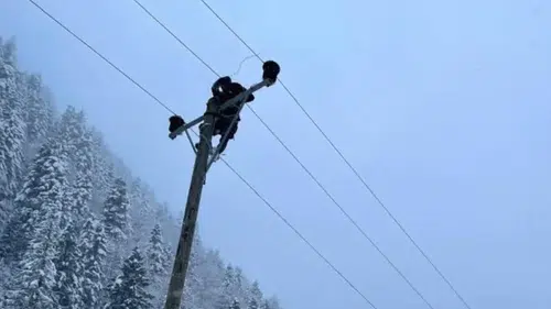 İkizdere'de Çoruh Enerji, Cimill Köyü'ndeki Vatandaşları Elektriksiz Bırakmadı