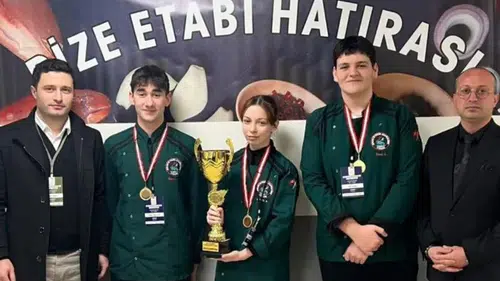 İyidere’den Büyük Başarı: Gastronomi Yarışmasında Karadeniz Bölge Birinciliği