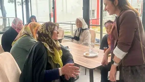 Yıldızlı Huzurevi’ne Anlamlı Ziyaret: Yaşlılarla Keyifli Buluşma