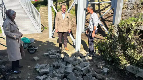 Sürmene Belediyesi’nden İlçe Genelinde Asfalt, Altyapı ve Parke Çalışmaları