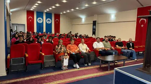 Araklı Ali Cevat Özyurt Meslek Yüksekokulunda Güvenli İlişkiler Eğitimi Düzenlendi