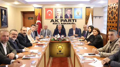 AK Parti Rize, Teşkilat Çalışmaları ve Yerel Esnafla İstişare Toplantıları Düzenliyor