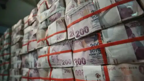 Bütçede gelir-gider makası açıldı!