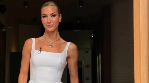 Çağla Şıkel'den nostaljik paylaşım! Takipçilerini geçmişe götürdü