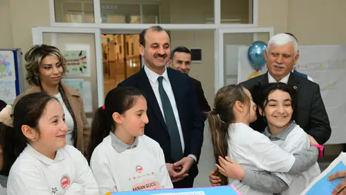 Trabzon İl Milli Eğitim Müdürlüğü’nden Akran Nezaketi Etkinliği