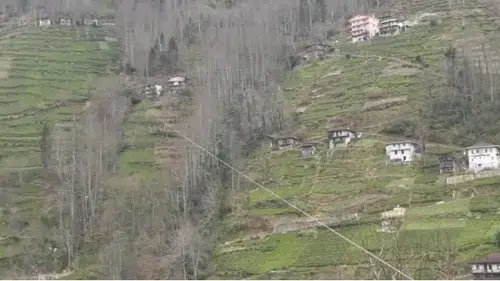 Rize’de 80 Metrelik Yol Tepkisi: Milletvekili Açamıyorsa Cumhurbaşkanımıza Rica Ediyorum