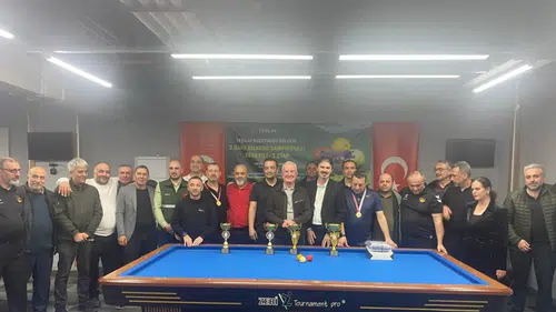 Rize’de Yeşilay 3 Bant Bilardo Şampiyonası’nda Ödüller Verildi