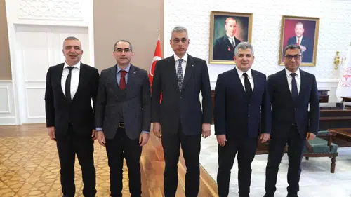 Rize'de sağlık hizmetleri için yeni projeler ve yatırımlar masaya yatırıldı