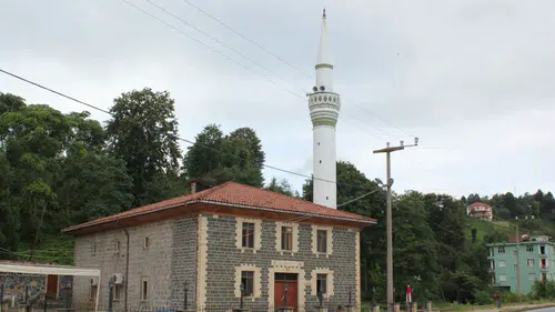 Ardeşen’de Ramazan Programı: Hatimle Teravih ve Mukabele Takvimi Açıklandı