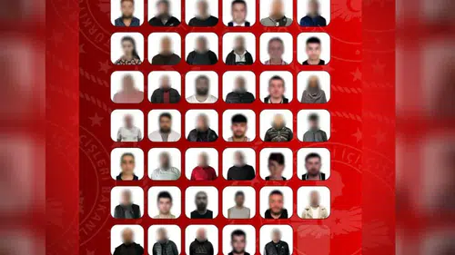 Kırmızı bültenle aranan 41 firari Türkiye’ye getirildi