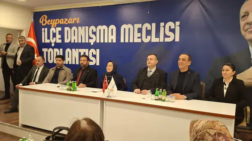 Vatan Sevdalılarıyla Birlikte Gücümüzü Büyütüyoruz: Ezan ve Bayrak Aşkıyla!