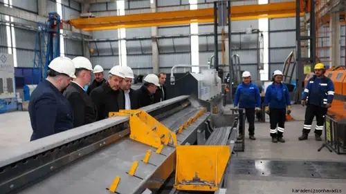 Rize Valisi Baydaş, Rizdemir fabrikasını ziyaret ederek OSB toplantısının ardından incelemelerde bulundu