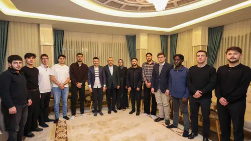 Rize’de Üniversite Öğrencileriyle İftar Buluşması: Vali Baydaş Gençlerle Aynı Sofrada