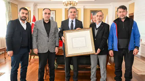 Deniz Feneri Derneği’nden Erzurum Valisi Aydın Baruş’a Hayırlı Olsun Ziyareti