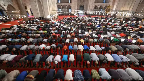 2026 Tekirdağ bayram namazı saat kaçta? Çorlu, Çerkezköy, Süleymanpaşa, Kapaklı ve ilçelerin Ramazan Bayramı namazı saati 2026