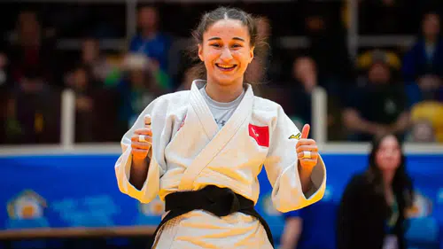 Yağmur Yılmaztürk Avrupa Kupası’nda Şampiyon Oldu: Trabzon’a Altın Madalya