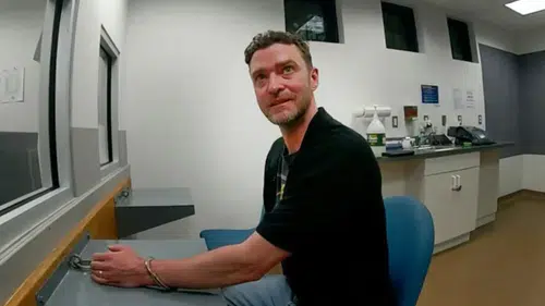 Justin Timberlake’in Tutuklanma Anı Ortaya Çıktı: Polis Kamerası Görüntüleri İlk Kez Yayınlandı