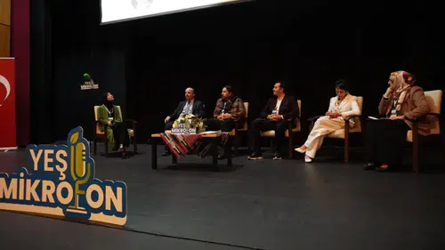 Rize’de Yeşil Mikrofon Paneli Devam Ediyor: Aile Teması 2. Gününde Gündemde