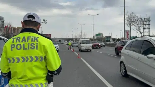 Trafik Denetleme'den Önemli Uyarı: Bu Caddeler Bugün Trafiğe Kapalı!